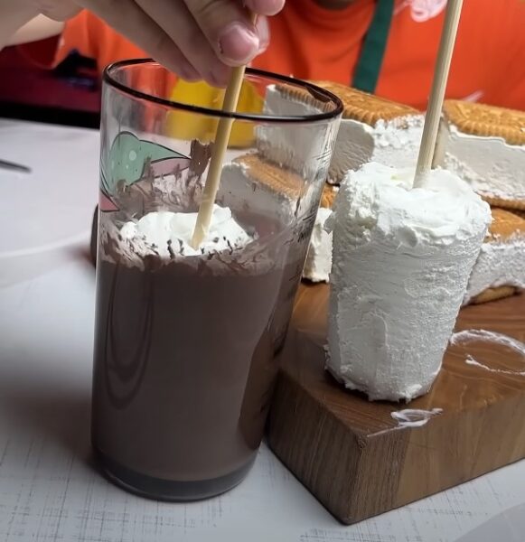 Не просто десерт, а настоящее удовольствие. Домашнее мороженое: 2 вкусных и быстрых варианта